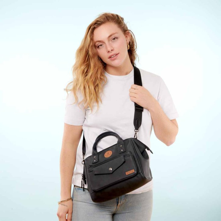 CABAIA Crossbody bag M Le Havre black